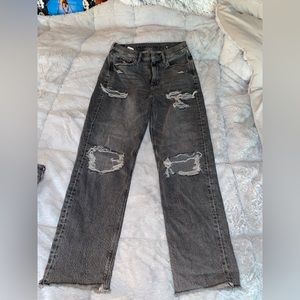 American Eagle high waisted mom jeans. Black grey color.